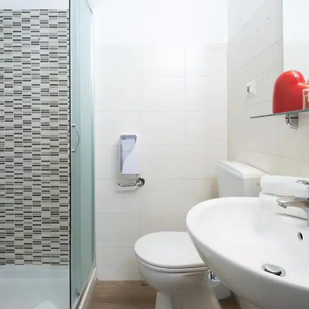 Otel Joli
