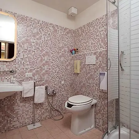 Joli Hotel Florencia