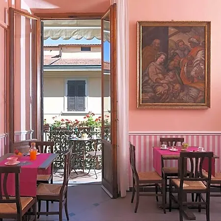 Joli Hotel Florencia