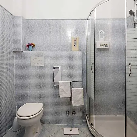 Hotel Joli