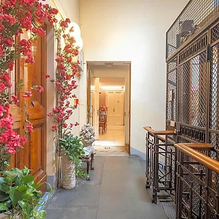 Joli Hotel 2*